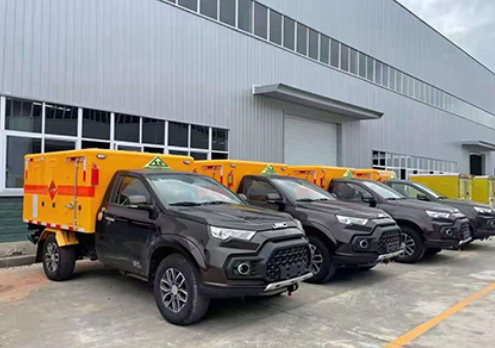 白云爆破器材运输车-保障安全与效率的关键