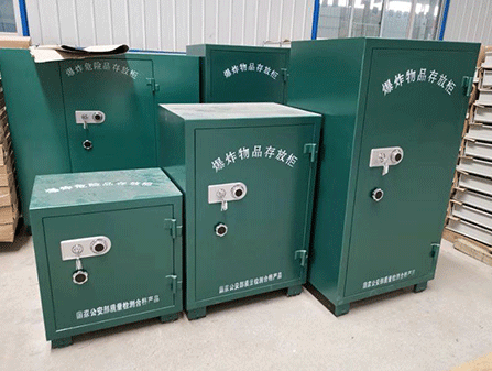 白云温度与湿度：爆破器材储存的“隐形杀手”